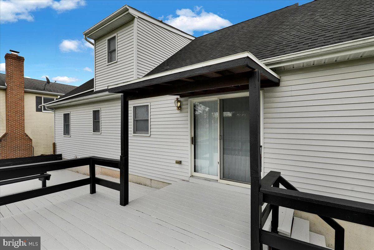 1311 Fredrick Blvd photo 32