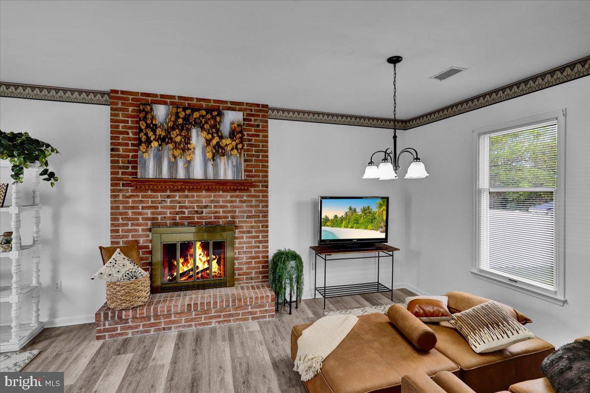 1311 Fredrick Blvd photo 8
