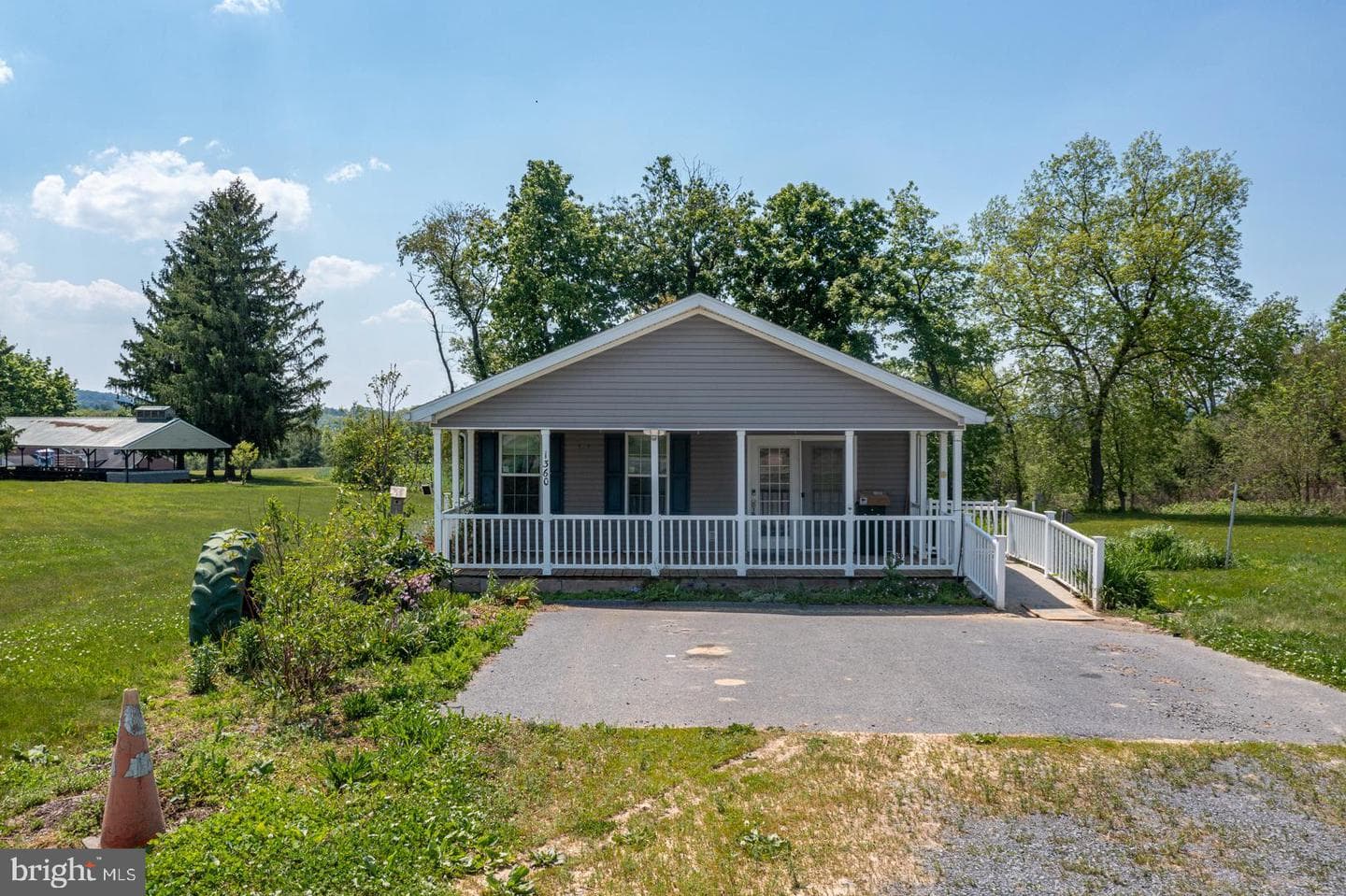 1360 Shoey Road photo 20