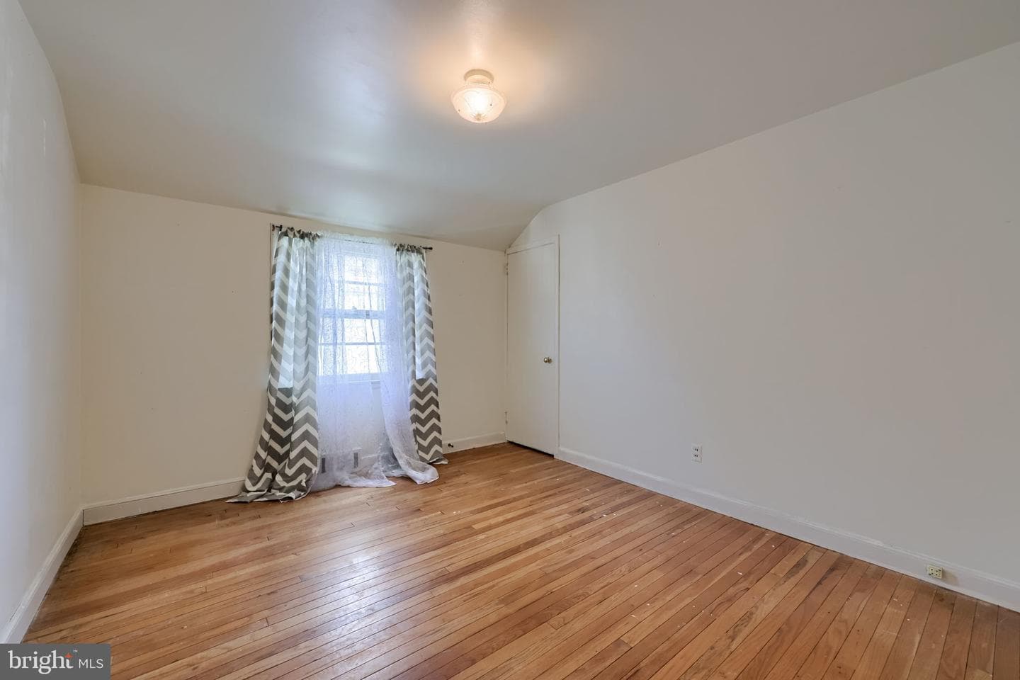 812 Brighton Avenue photo 25