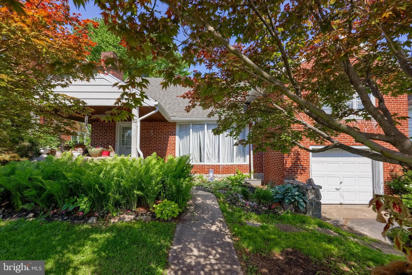 812 Brighton Avenue photo 4