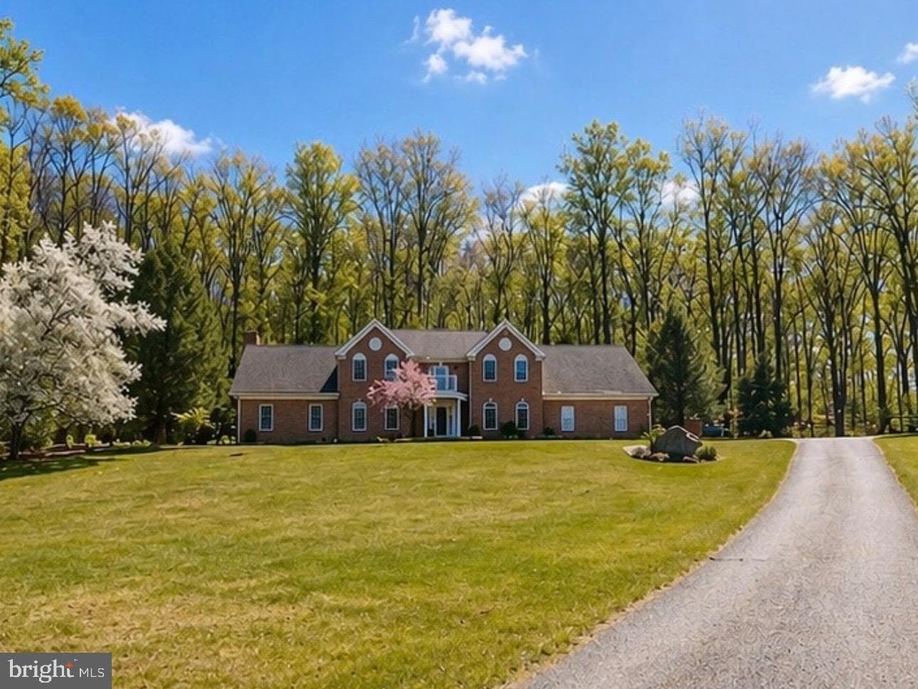818 Green Hills Road