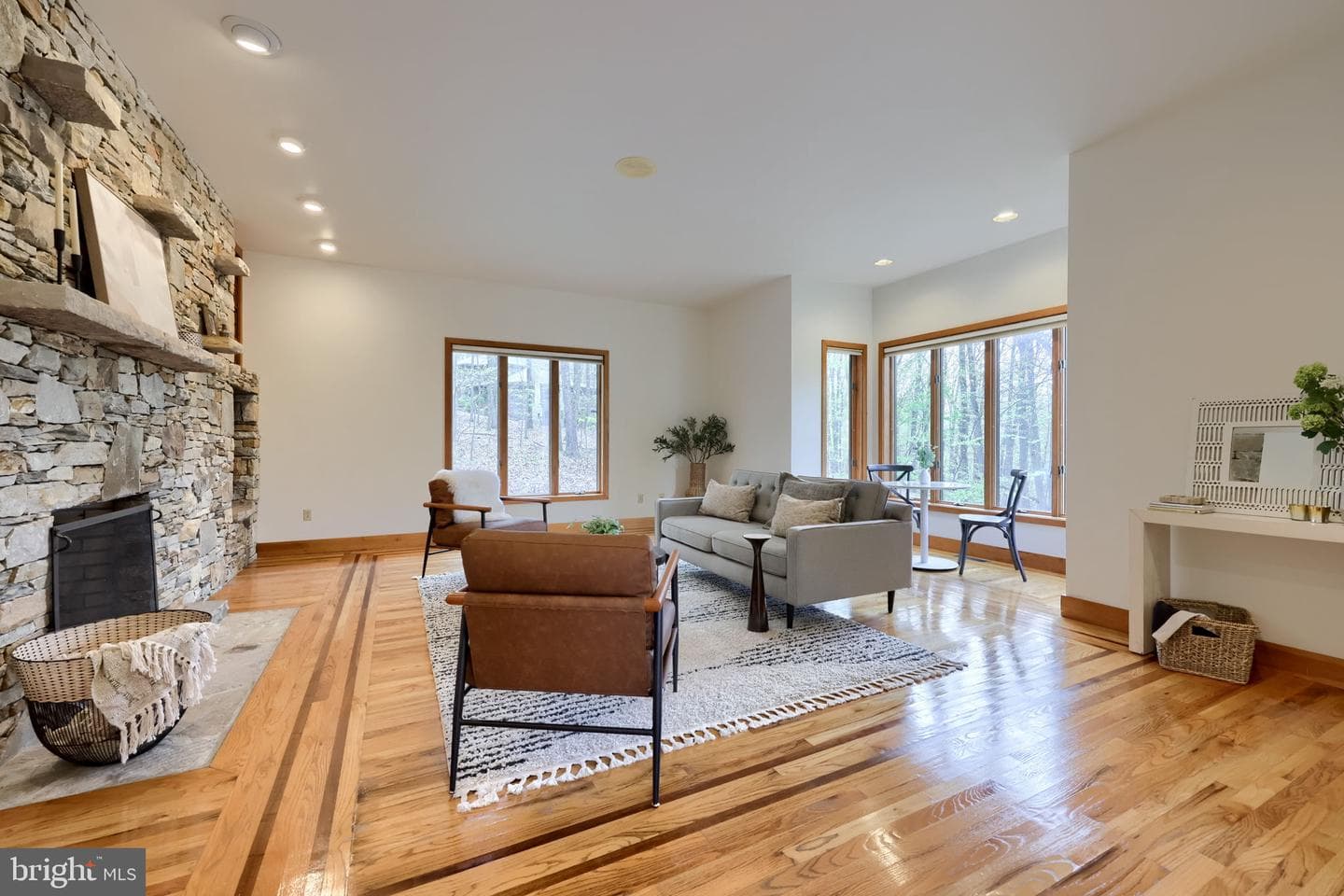 9 Wyndham Hill Drive photo 8
