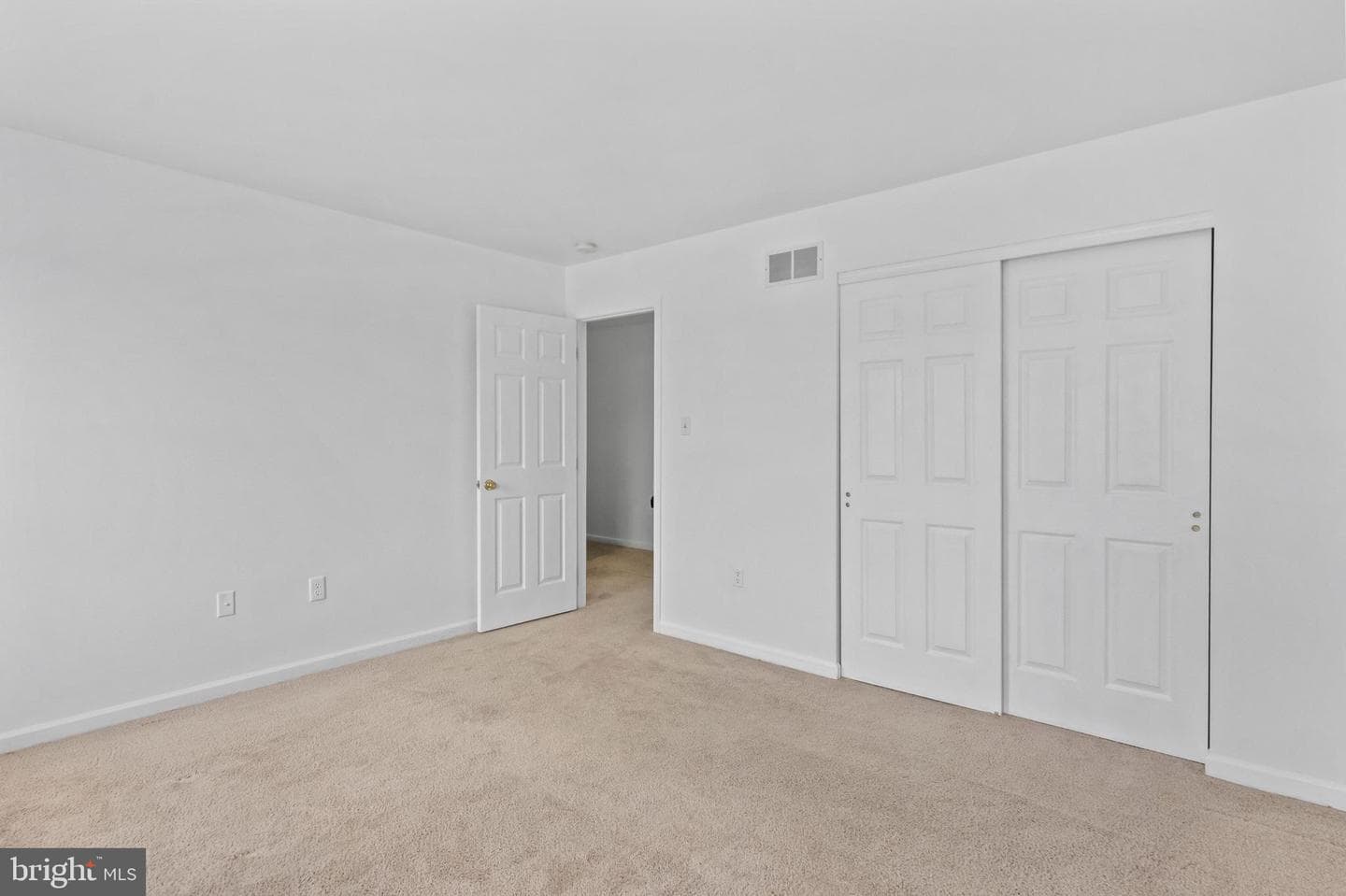 421 Harmony Lane photo 21