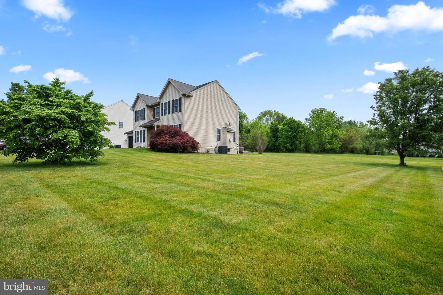 421 Harmony Lane photo 45