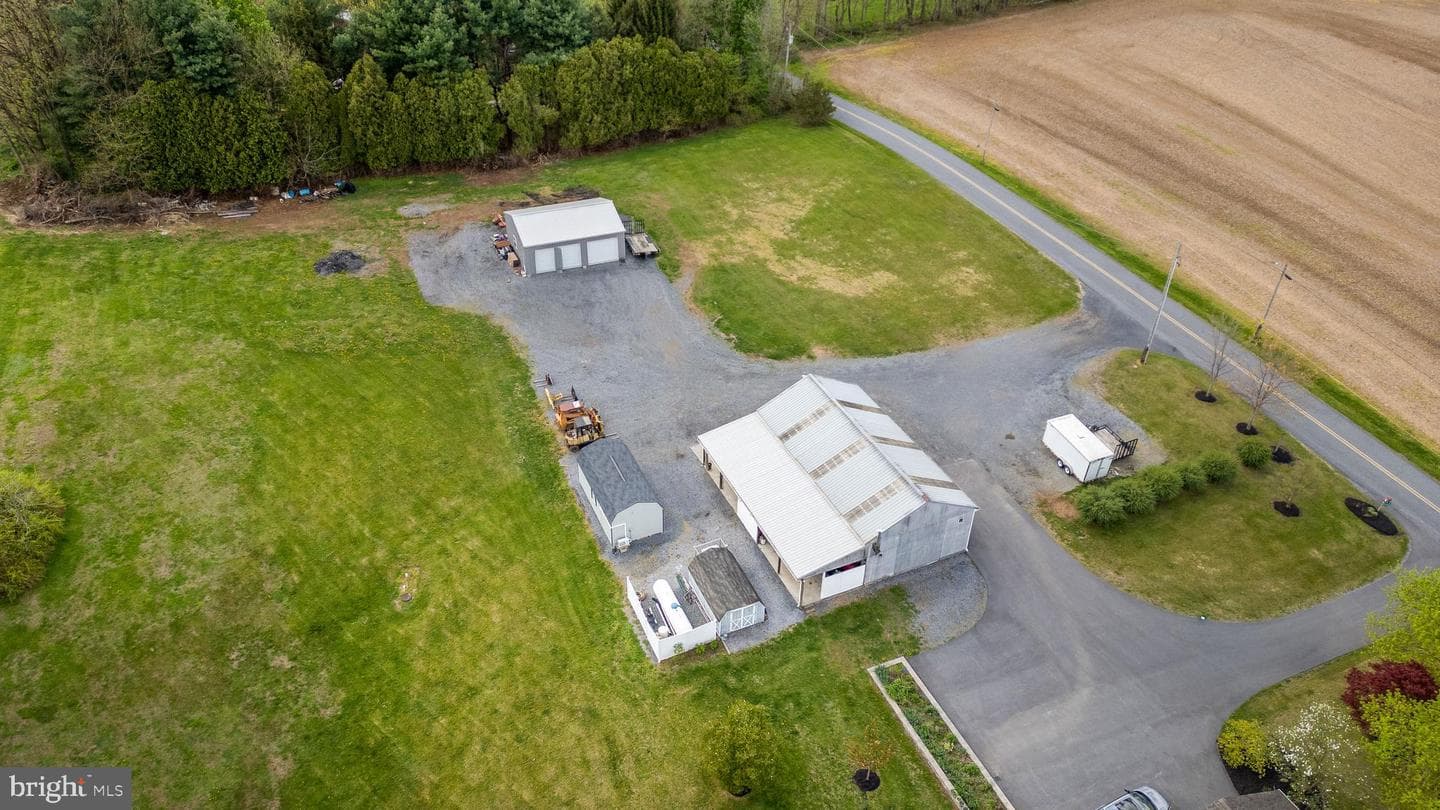 148 Station Road photo 63