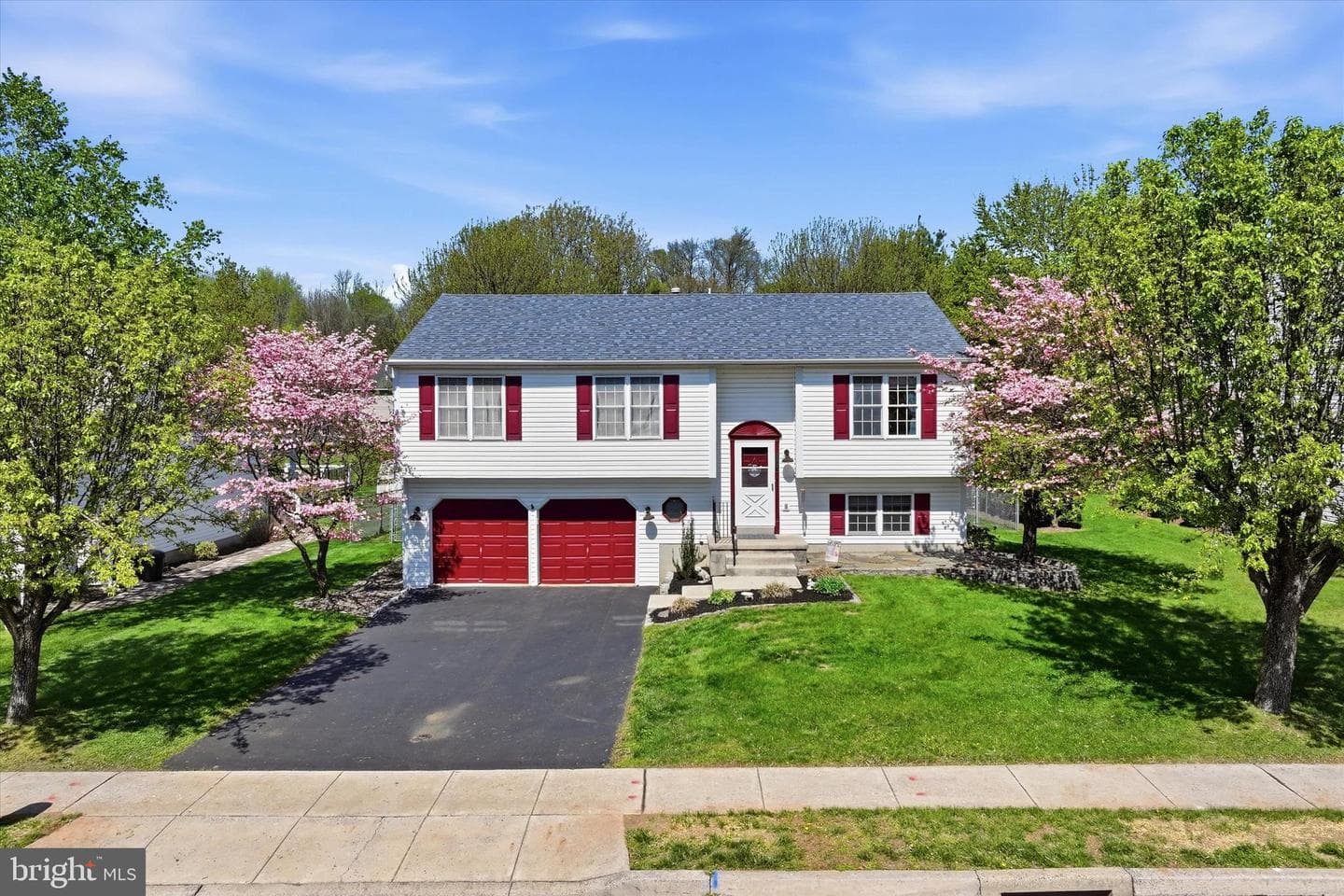 4451 Green Tree Road photo 2
