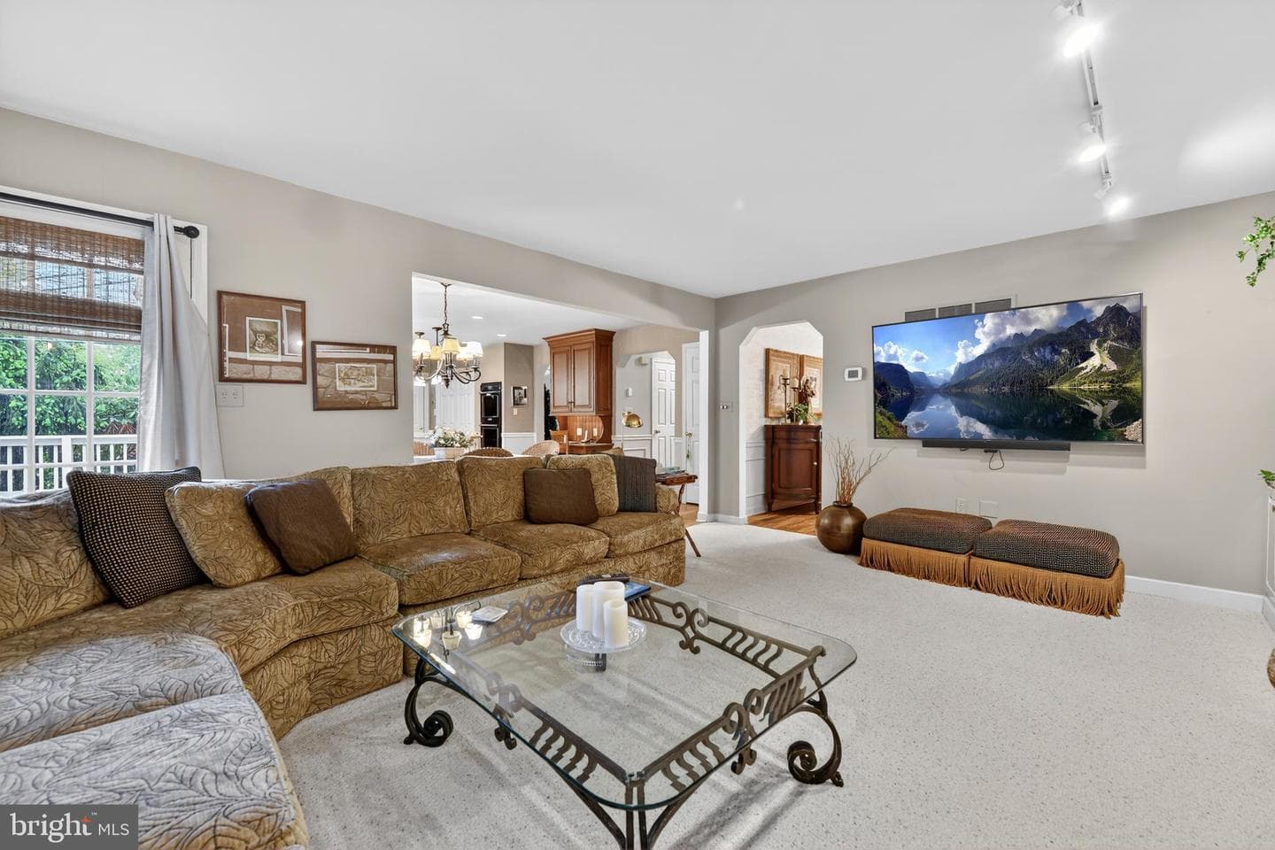 100 Deborah Drive photo 20