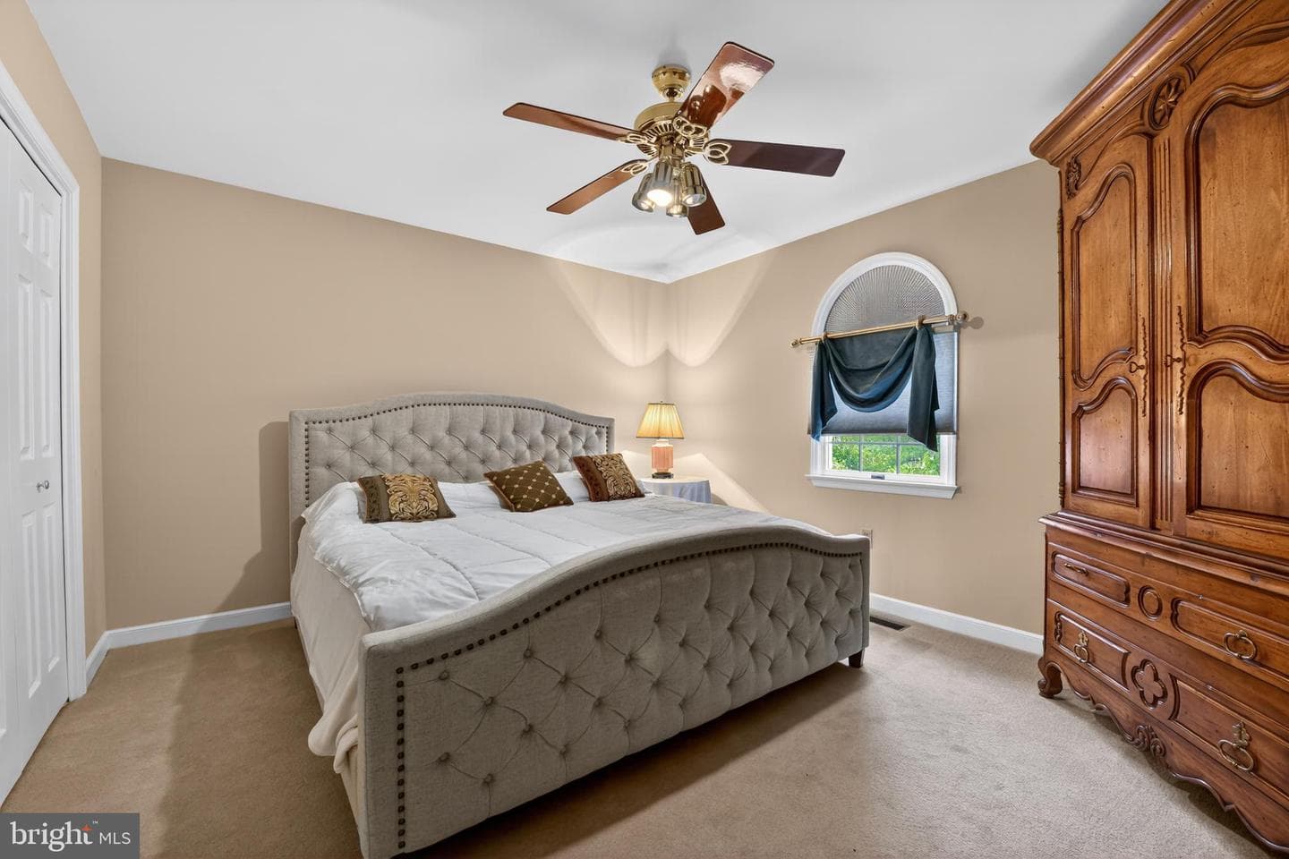 100 Deborah Drive photo 28