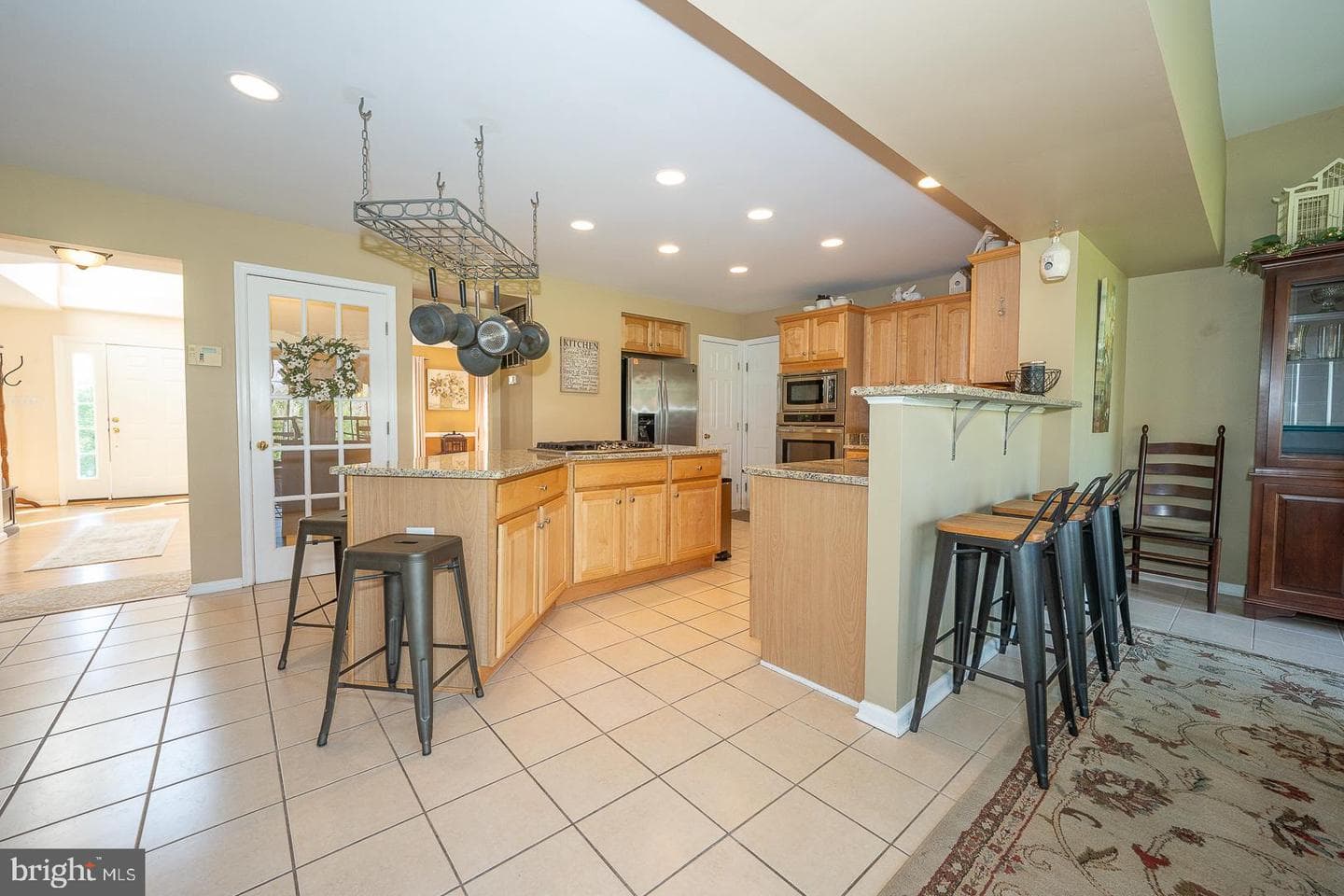 903 Maplewood Drive photo 15