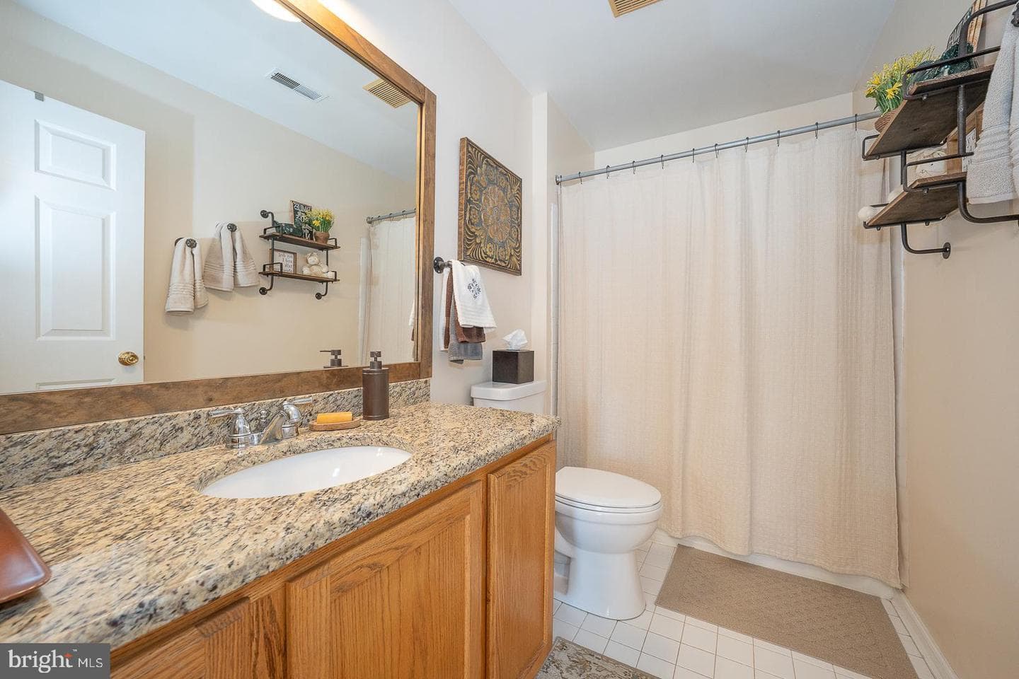 903 Maplewood Drive photo 28