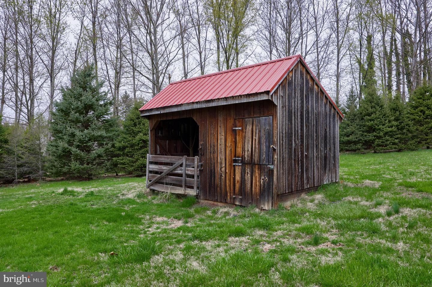 705 Schoffers Road photo 22