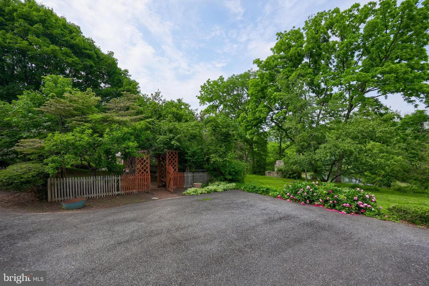 705 Schoffers Road photo 30