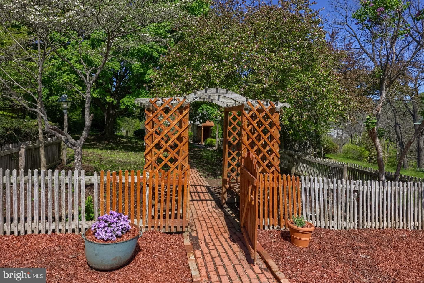 705 Schoffers Road photo 31