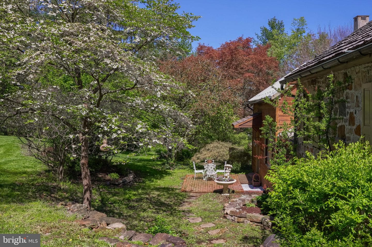 705 Schoffers Road photo 35