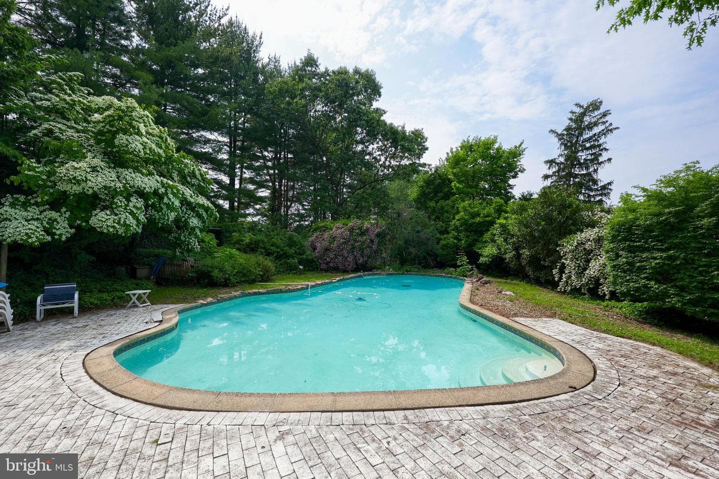 705 Schoffers Road photo 38