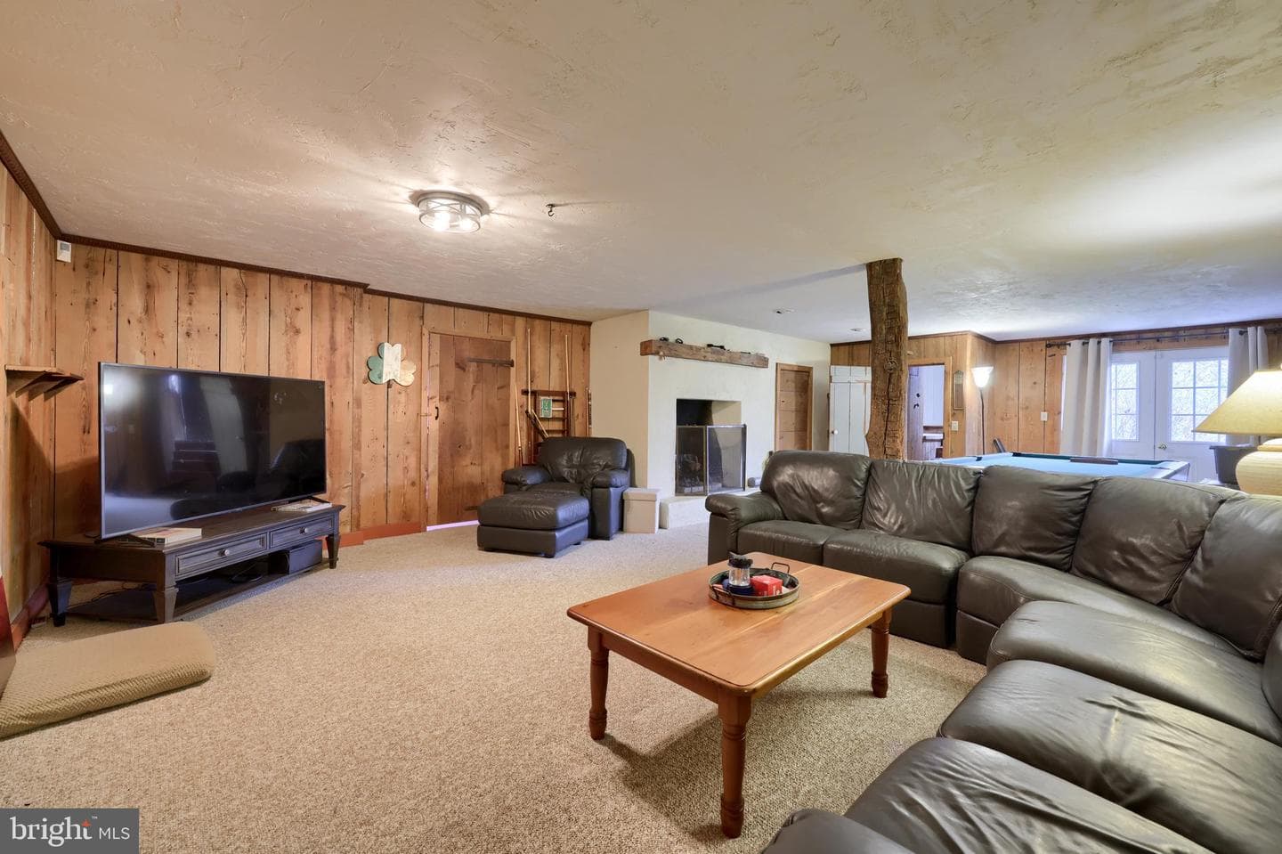 705 Schoffers Road photo 91