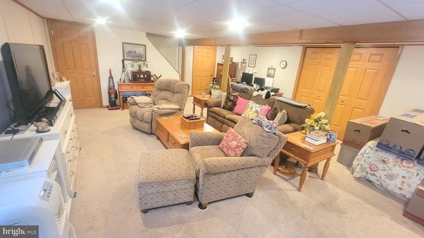 1313 Chestnut Hill Road photo 21
