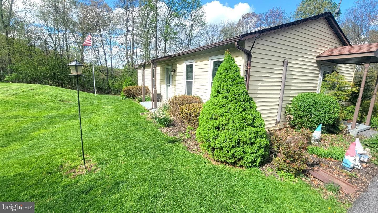 1313 Chestnut Hill Road photo 4