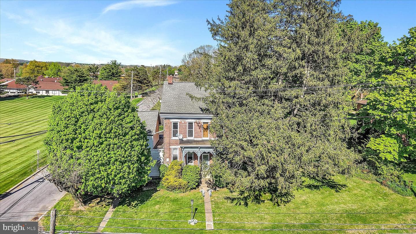 406 Noble St photo 3