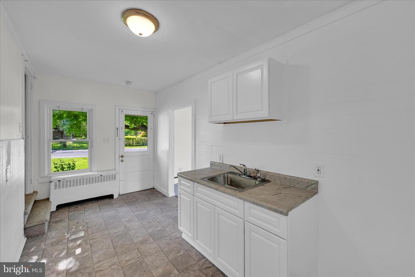 406 Noble St photo 56