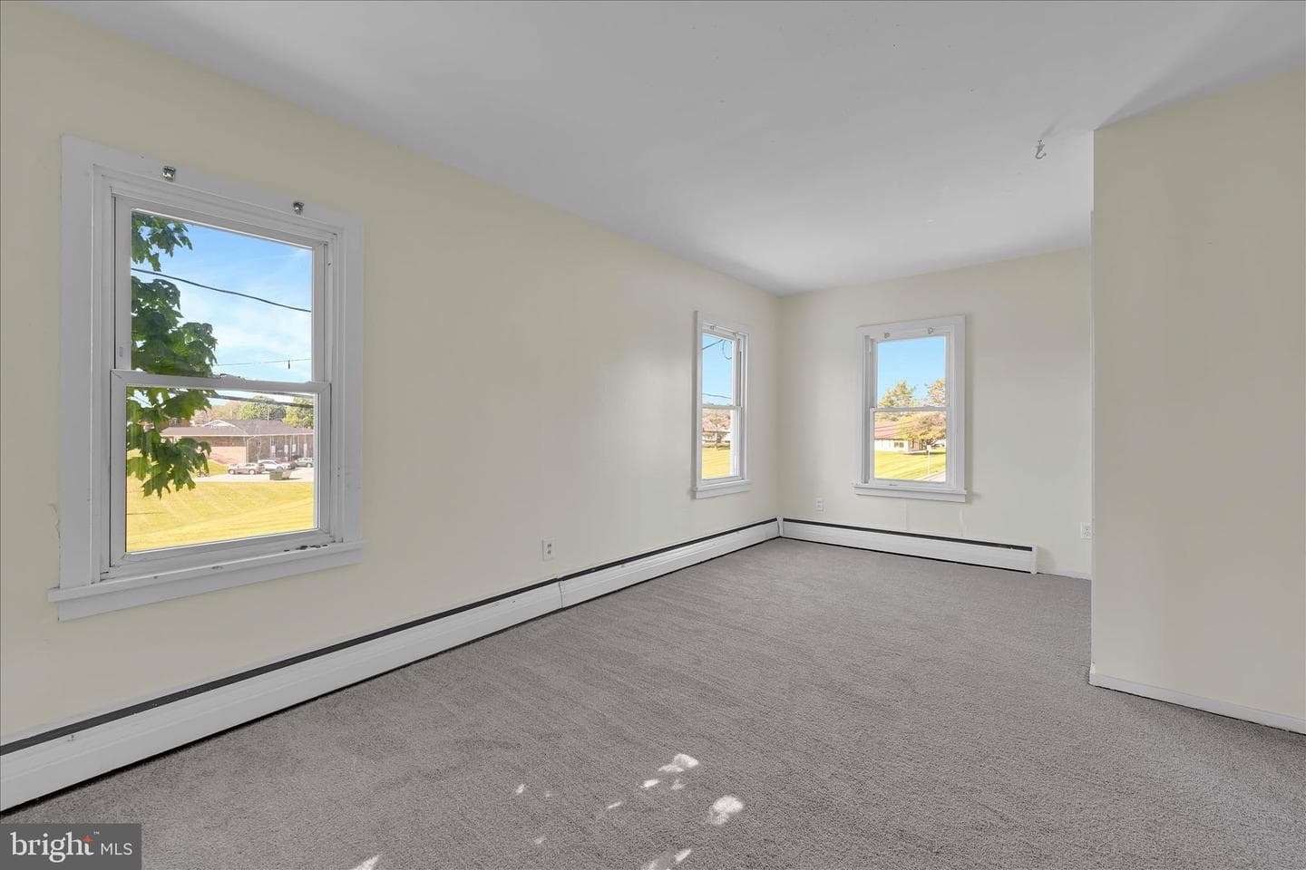 406 Noble St photo 58