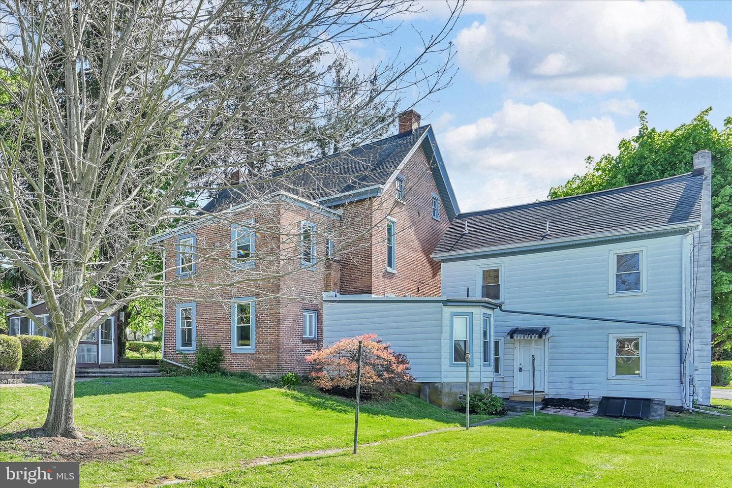 406 Noble St photo 69