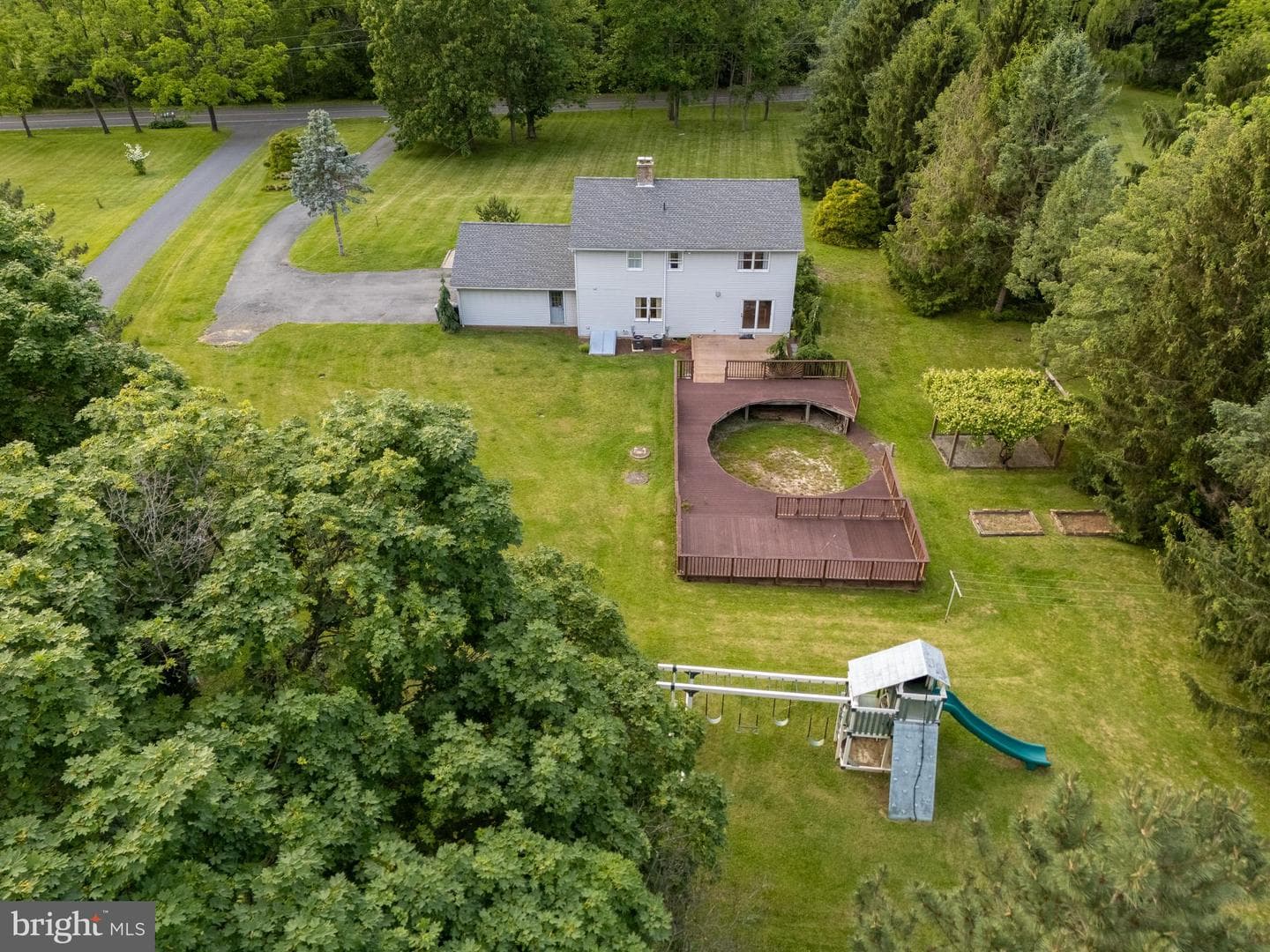 50 Cider Mill Road photo 37