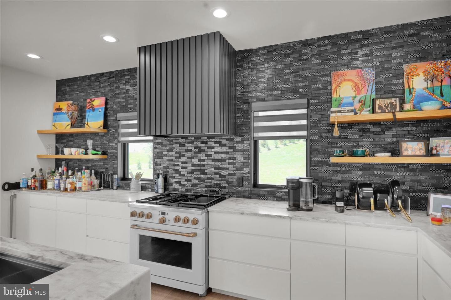 1064 Rick Road photo 12