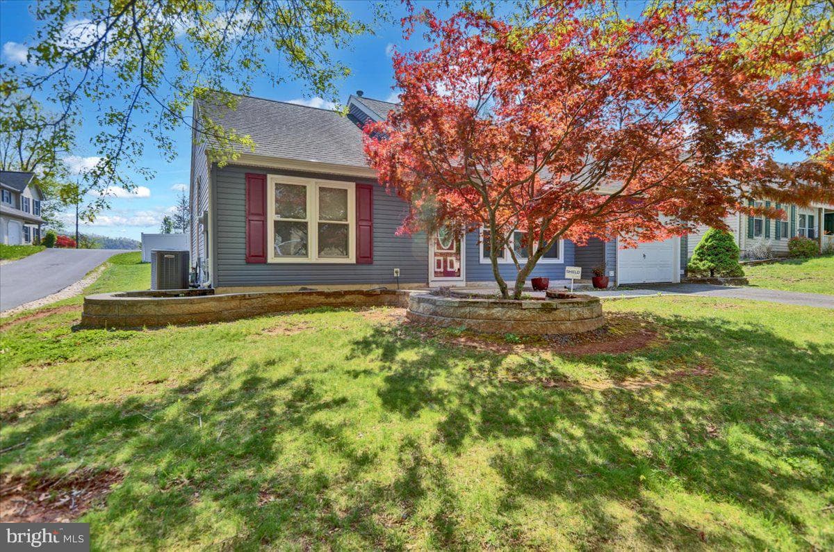 4403 Sylvan Drive photo 3