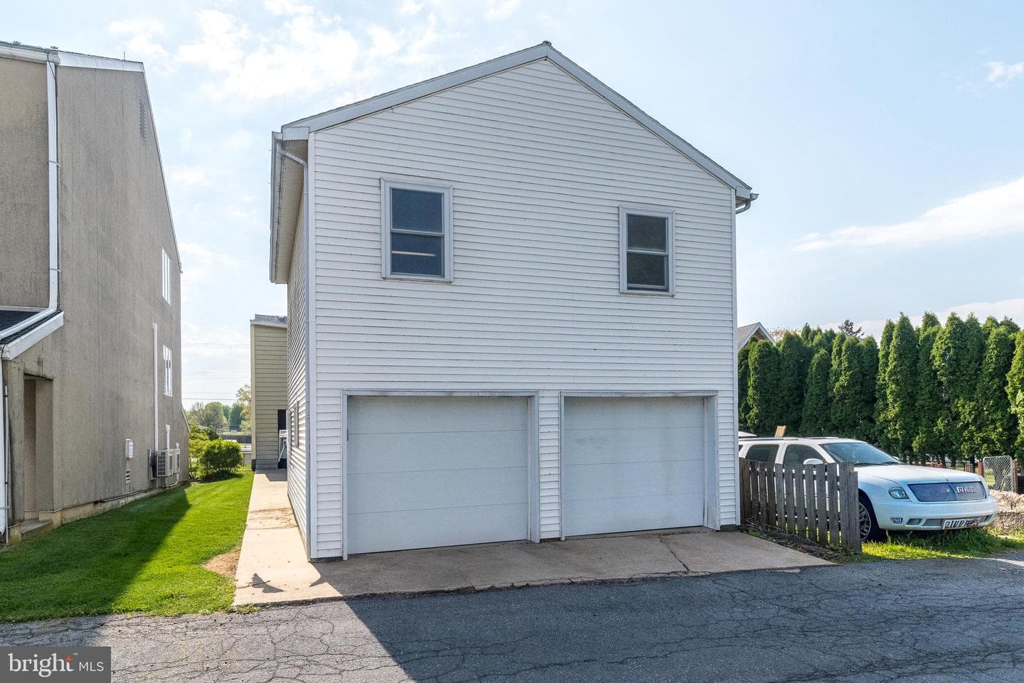 119 S Home Avenue photo 26