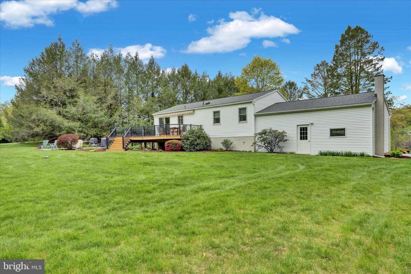 18 Deer Path Road photo 12