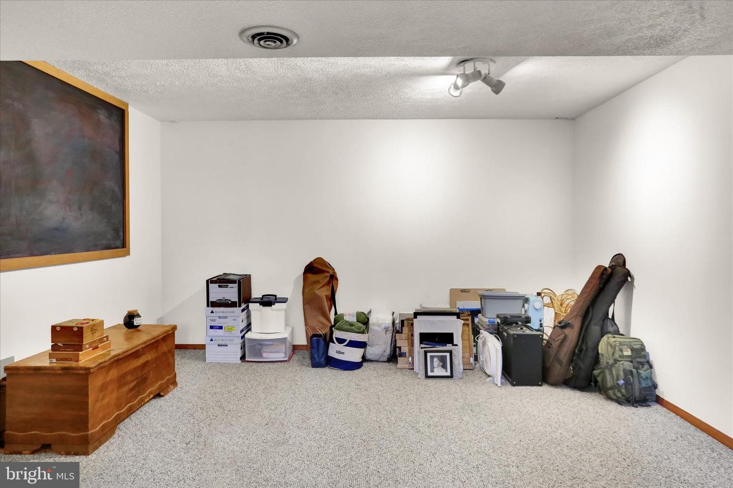 18 Deer Path Road photo 38