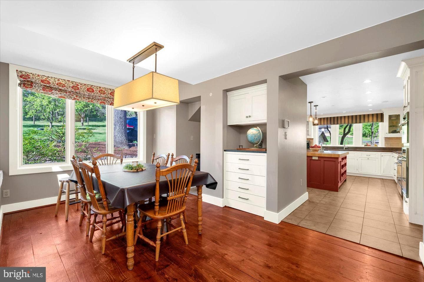 63 Hampshire photo 11