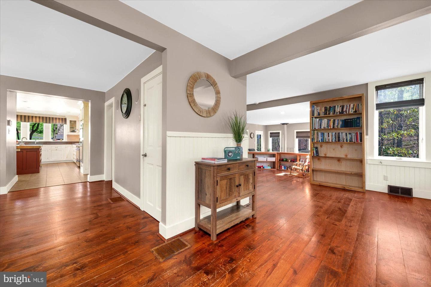 63 Hampshire photo 14