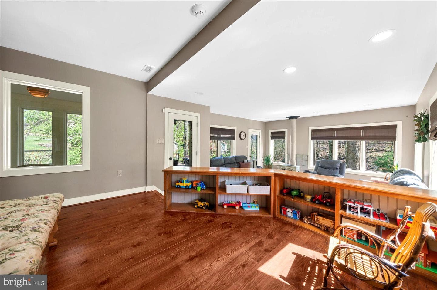 63 Hampshire photo 17