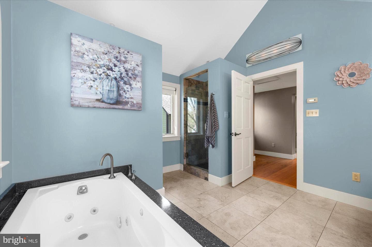 63 Hampshire photo 24