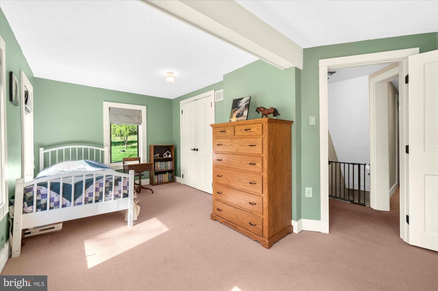63 Hampshire photo 27