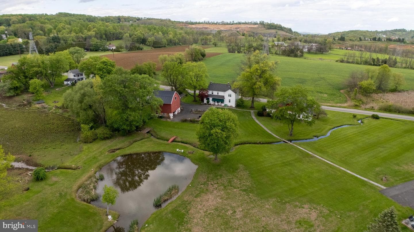 1283 Weisstown Road photo 31