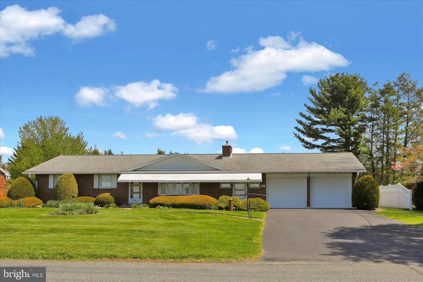 417 Sharadin Road photo 1