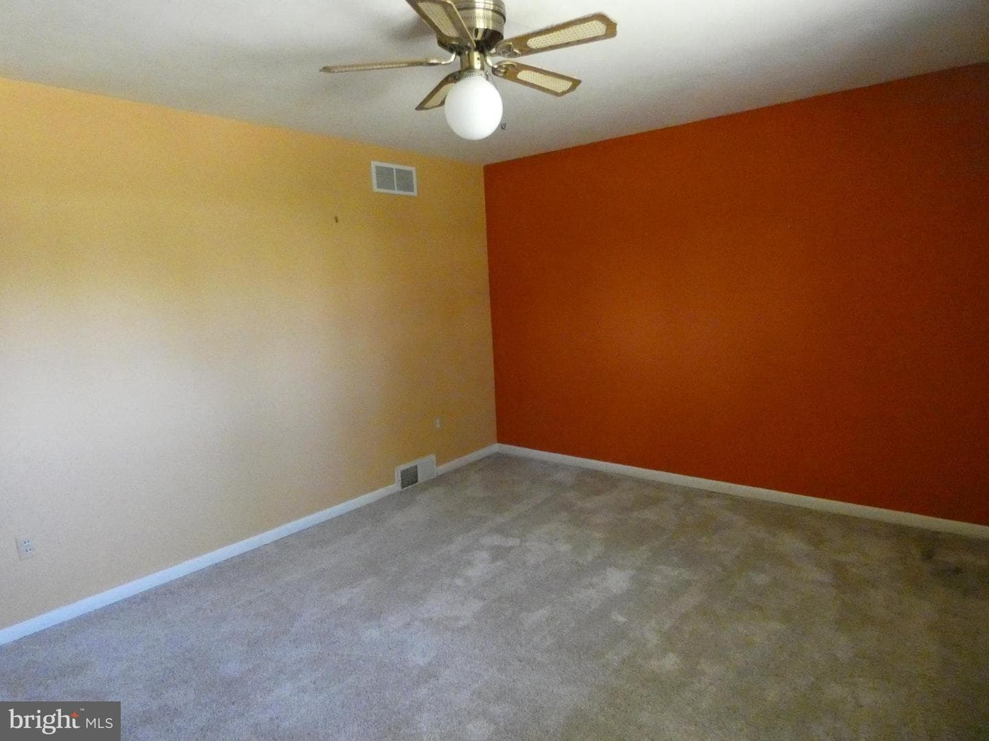 2703 Garfield Avenue photo 10