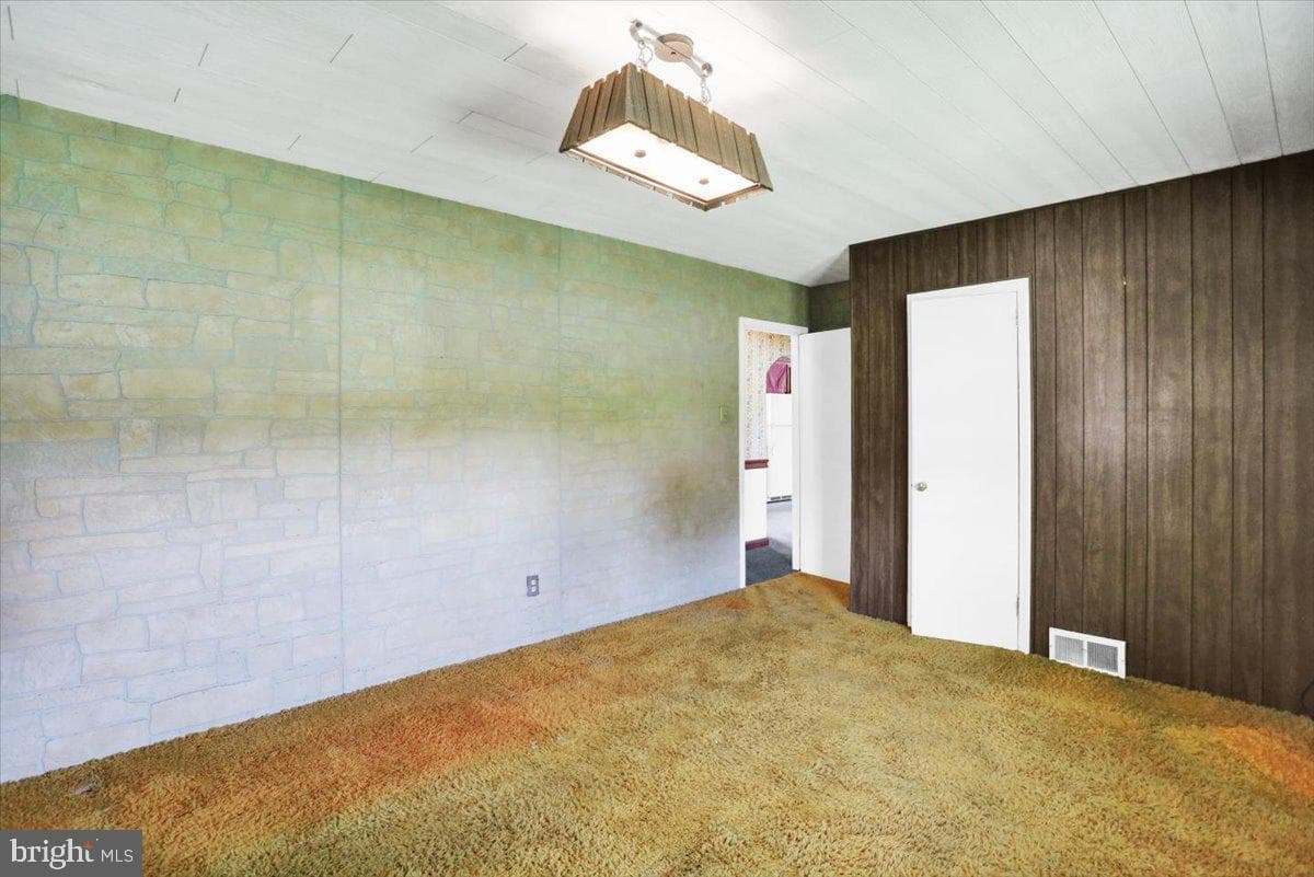 39 S Kemp Road photo 16