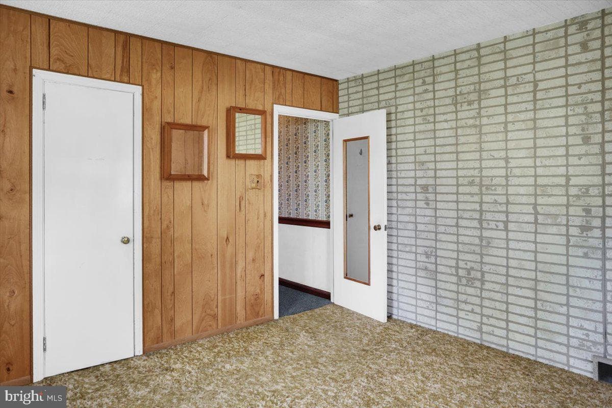 39 S Kemp Road photo 18