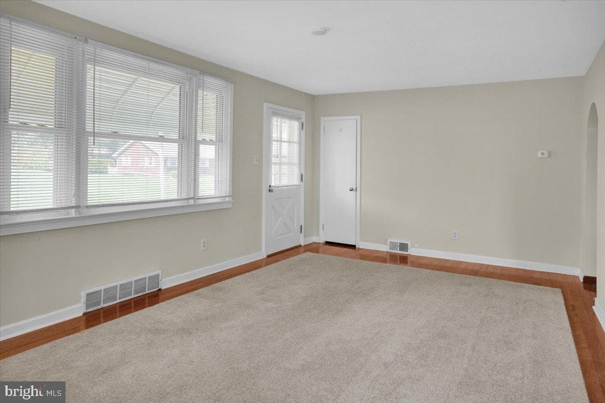 39 S Kemp Road photo 4
