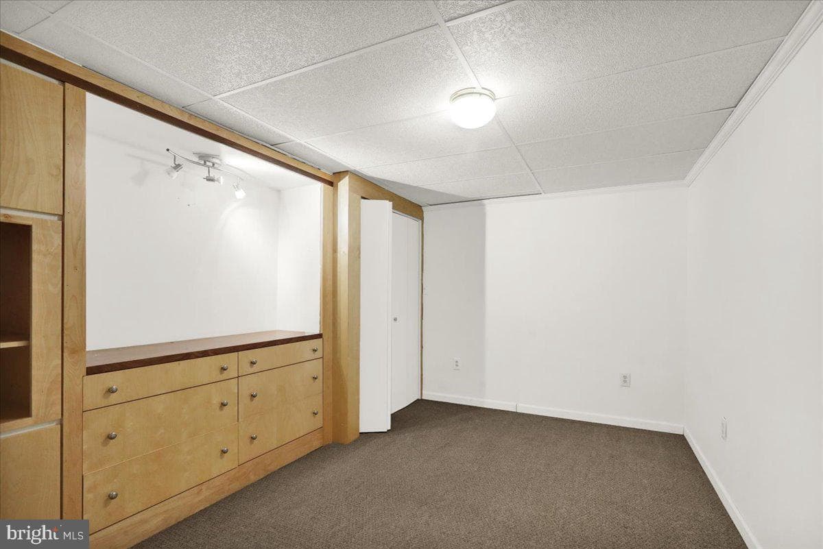 328 E Penn Avenue photo 22