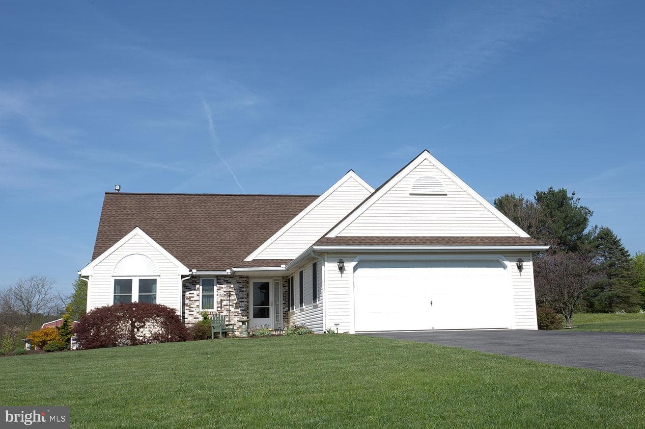 3 Sholly Drive photo 1