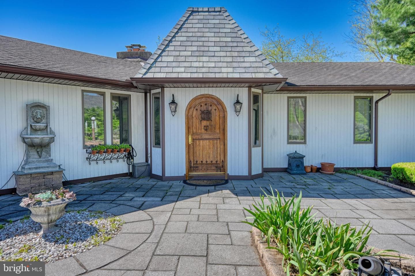 253 Quaker City Road photo 3