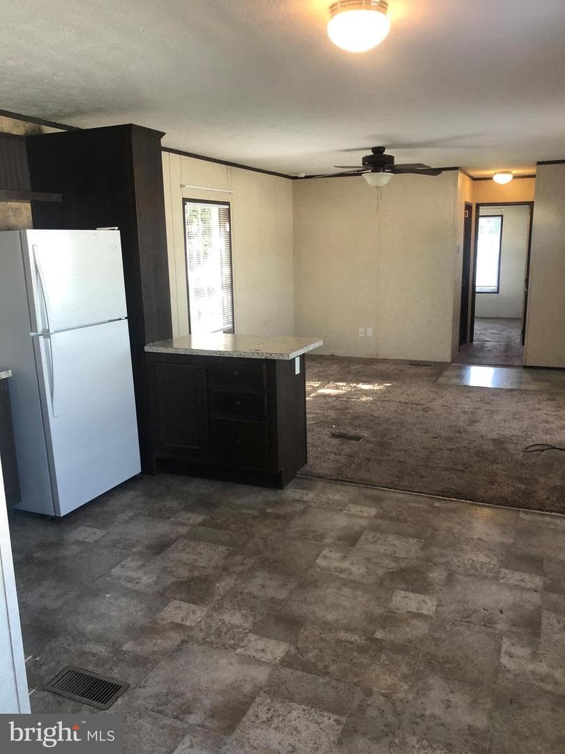 12 Valley View Court photo 4