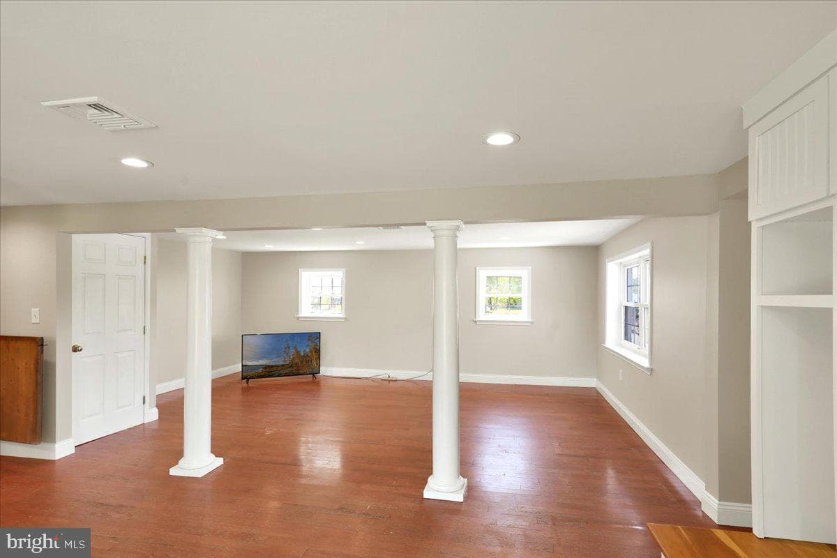 2236 Hopewell Road photo 7