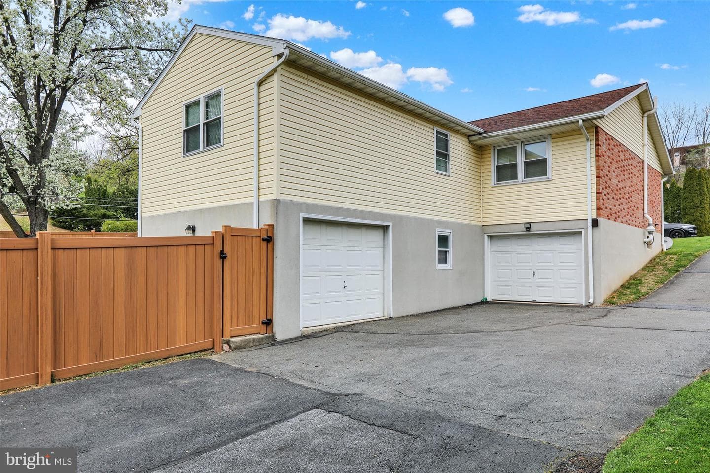 26 Craig Drive photo 4